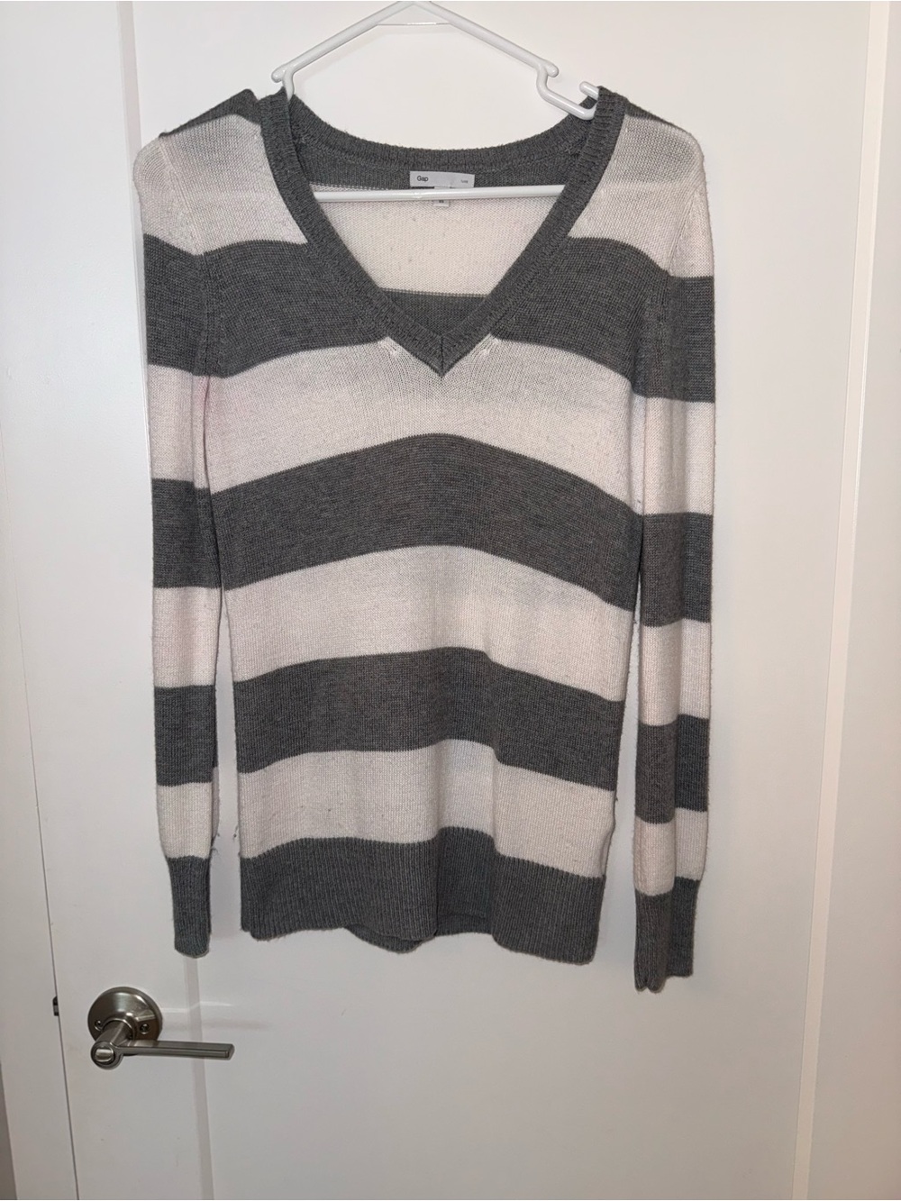 GAP Gray and White Striped V-Neck Long Sleeve Top